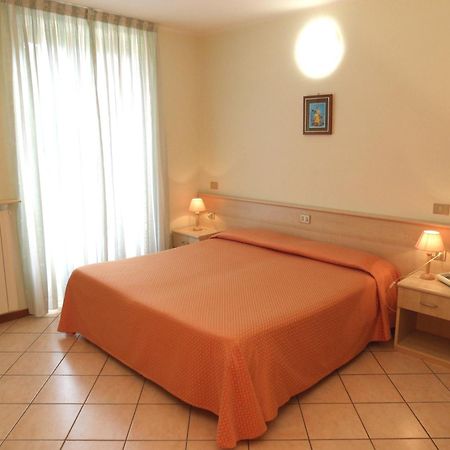 Casa Vacanze Touring Βερμπάνια Εξωτερικό φωτογραφία
