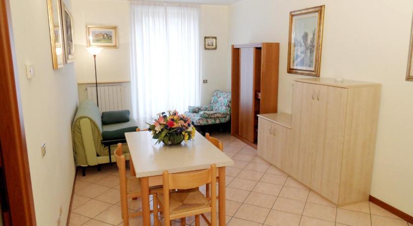 Casa Vacanze Touring Βερμπάνια Δωμάτιο φωτογραφία